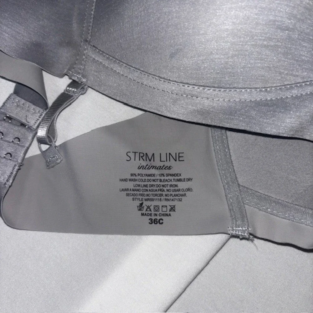 STRM Line Intimates Wireless Bra 36C Gray Lounge Bra NWT Seamless